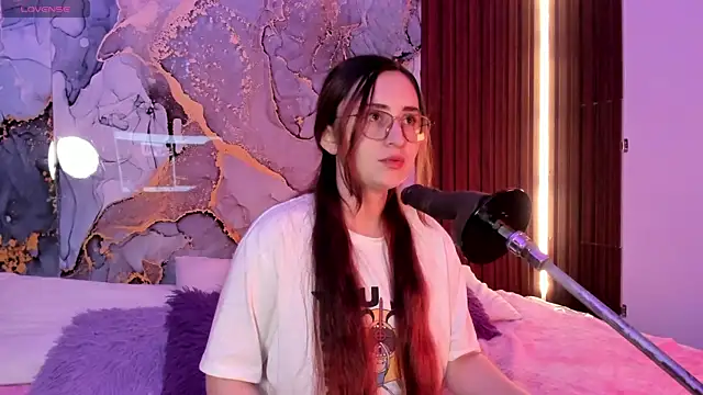 centaurigirl online show from 11.21.25