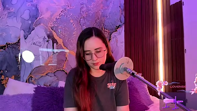 centaurigirl online show from 11.25.25