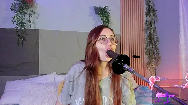 centaurigirl online show from 04.01.26