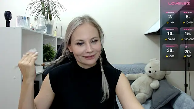 Sunny bunny6 online show from 09.26.25