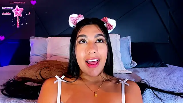 Emilyh  online show from 01.14.25