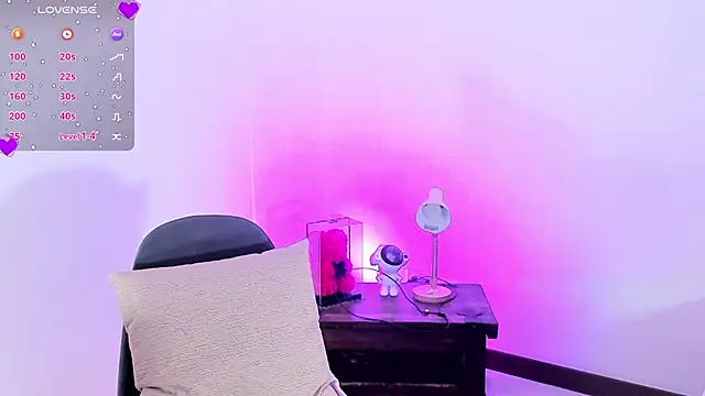 Emilyh  online show from 03.06.25