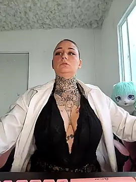 Lisacasandra online show from 01.22.25
