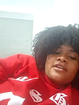 Snapshot of DANIELA_MICHEL chatting on 02.09.25 DANIELA MICHEL online show from 02.09.25