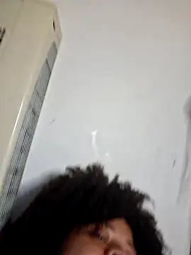 Snapshot of DANIELA_MICHEL chatting on 03.02.25 DANIELA MICHEL online show from 03.02.25