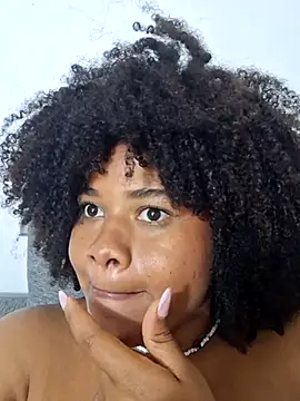 Snapshot of DANIELA_MICHEL chatting on 03.20.25 DANIELA MICHEL online show from 03.20.25