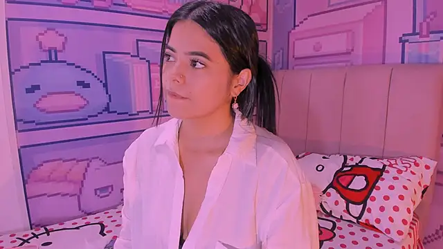 Snapshot of _18alice chatting on 02.05.25 18alice online show from 02.05.25