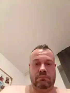 mikaaaaase online show from 10.25.25