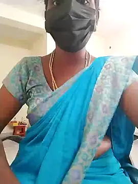 Snapshot of Preethytamilsexy chatting on 01.11.25 Preethytamilsexy online show from 01.11.25