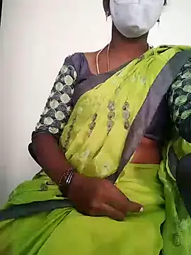 Snapshot of Preethytamilsexy chatting on 01.29.25 Preethytamilsexy online show from 01.29.25