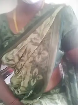 Snapshot of Preethytamilsexy chatting on 03.01.25 Preethytamilsexy online show from 03.01.25