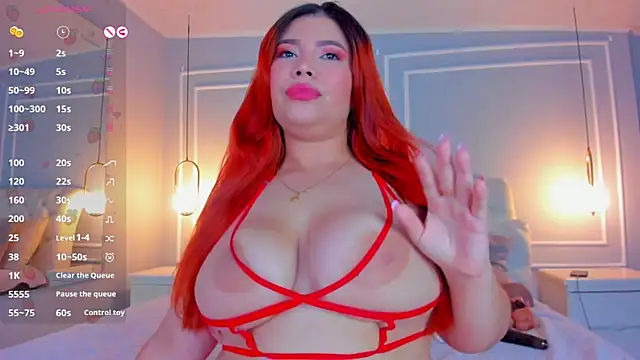 Snapshot of stephaniediaz chatting on 02.06.25 stephaniediaz online show from 02.06.25