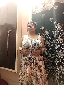 Snapshot of Anjalihotwife chatting on 03.20.25 Anjalihotwife online show from 03.20.25