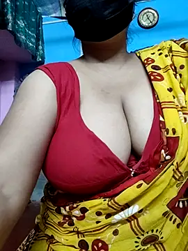 Snapshot of BERRY_00 chatting on 11.05.25 BERRY 00 online show from 11.05.25