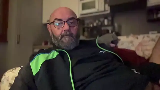 MM7026 online show from 04.03.26