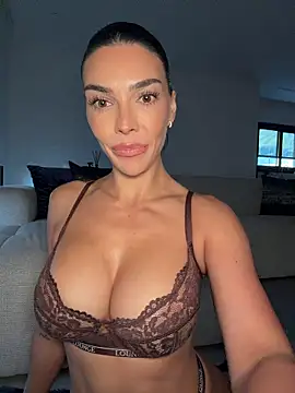 krissiswrld- online show from 03.07.26