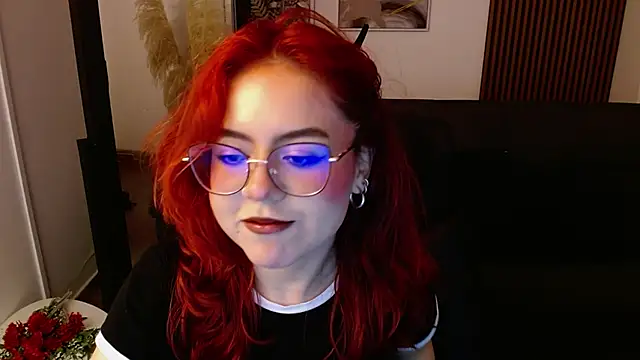 crimson tati  online show from 03.18.25