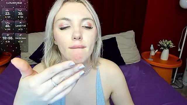 Fluffy Monica online show from 12.02.24