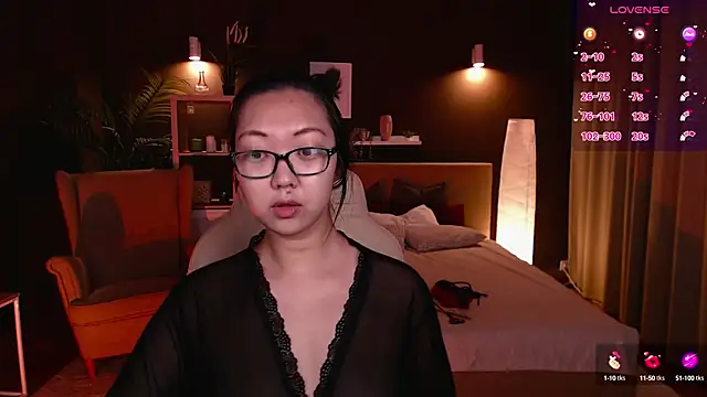 Marine Vact online show from 10.05.25