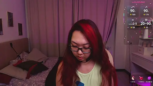 Snapshot of Marine_Vact chatting on 02.11.26 Marine Vact online show from 02.11.26