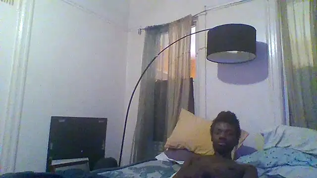 Snapshot of cloudyhimbo chatting on 02.12.25 cloudyhimbo online show from 02.12.25