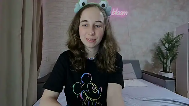 Anika bloom online show from 02.11.25