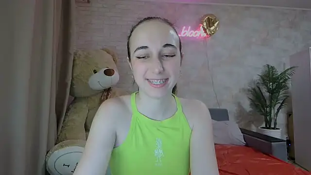 Anika bloom online show from 03.09.25