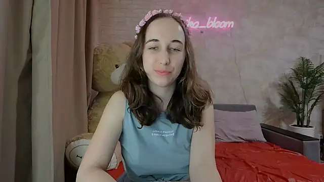 Anika bloom online show from 03.12.25