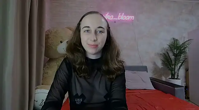 Anika bloom online show from 03.15.25