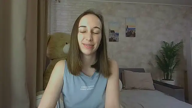 Anika bloom online show from 10.03.25