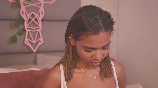 Lily Miiller online show from 11.27.25