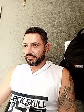 P4uzud4O online show from 04.01.26