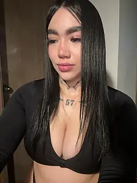 Nickiiiii online show from 02.20.26