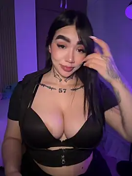 Nickiiiii online show from 03.14.26