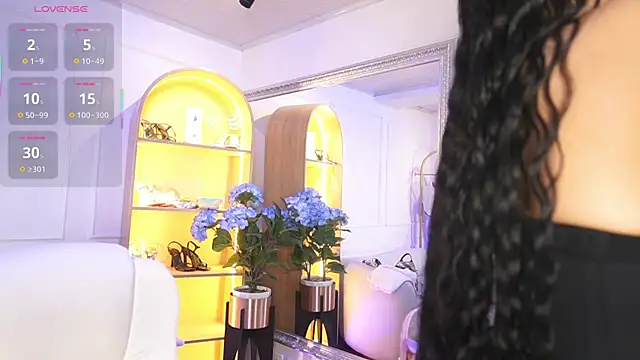 elasummer online show from 10.10.25