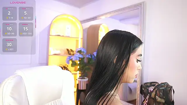 elasummer online show from 10.22.25