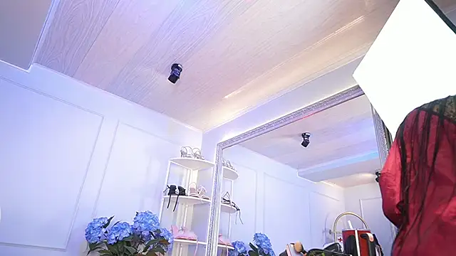 elasummer online show from 03.31.26