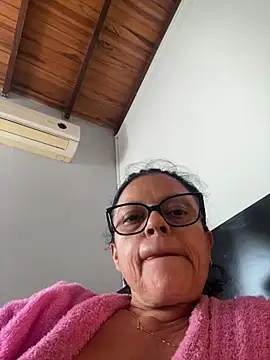 Sharongirl07 online show from 12.18.25