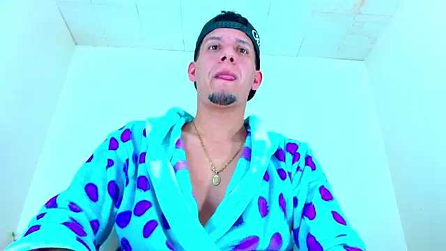 kevin  fox  online show from 10.28.25