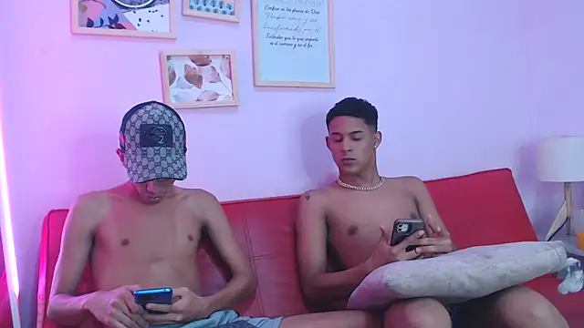 SEXY BOYS HELL online show from 01.14.25