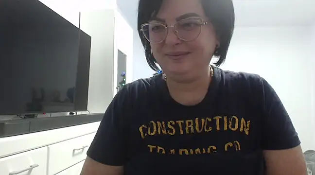 Amandamuller1982 online show from 12.18.24