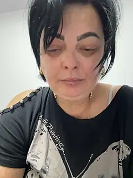 Snapshot of Amandamuller1982 chatting on 09.29.25 Amandamuller1982 online show from 09.29.25