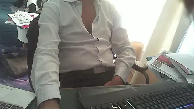 shyfrenchcock1 online show from 10.23.25