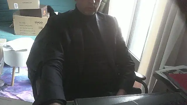 Snapshot of shyfrenchcock1 chatting on 02.10.26 shyfrenchcock1 online show from 02.10.26