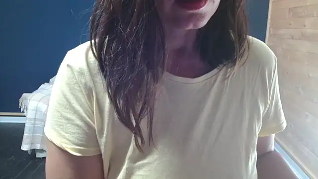 Snapshot of NovaBabe21 chatting on 10.02.25 NovaBabe21 online show from 10.02.25