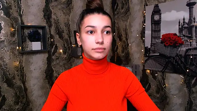 KarolinaRosse  online show from 12.24.24
