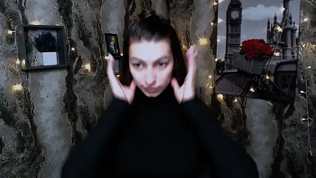 KarolinaRosse  online show from 12.29.24