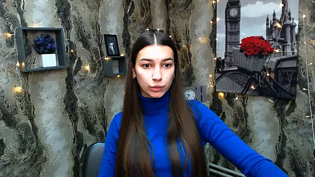 KarolinaRosse  online show from 01.06.25
