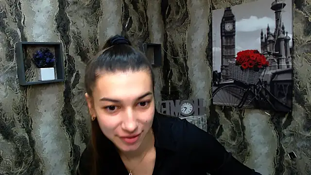 KarolinaRosse  online show from 01.08.25