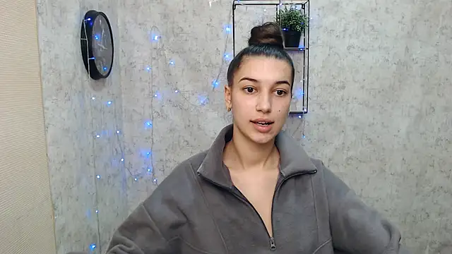 KarolinaRosse  online show from 01.14.25
